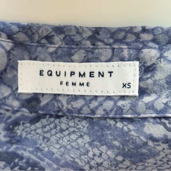 Equipment Snake Print Silk Shirt XS Blue Button Front - Picture 6 of 9